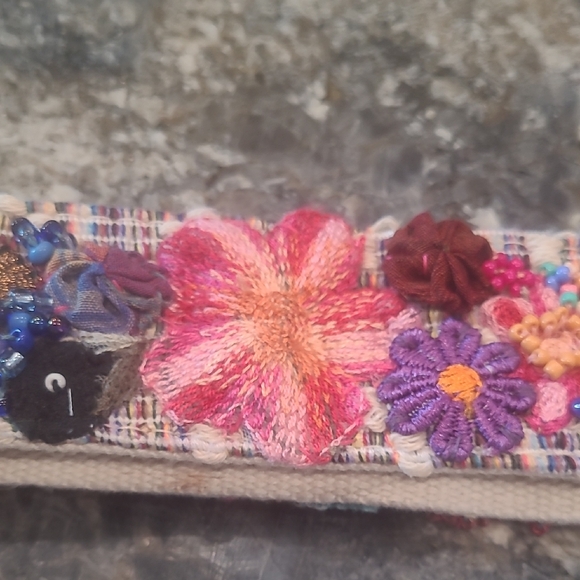 Colorful Floral Embroidered Belt with Tassel - Picture 12 of 14